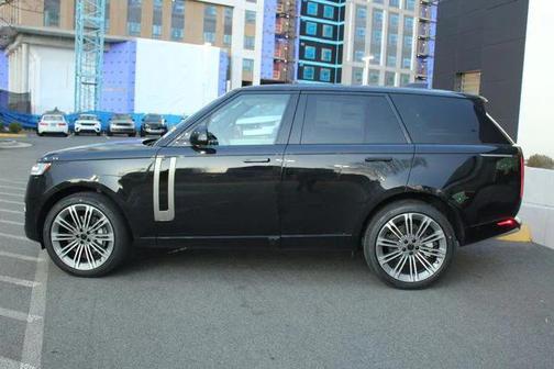 2026 Land Rover Range Rover P400 SE