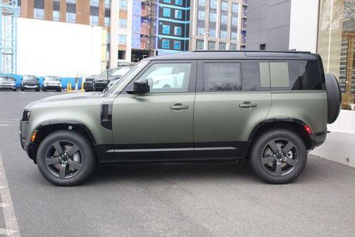 2026 Land Rover Defender P400 X-Dynamic SE