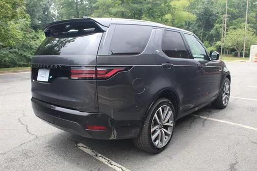 2025 Land Rover Discovery P360 Dynamic SE
