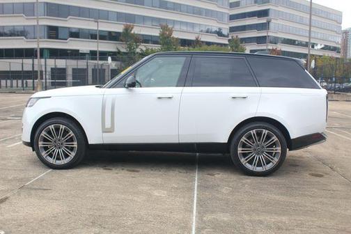 2025 Land Rover Range Rover P530 Autobiography