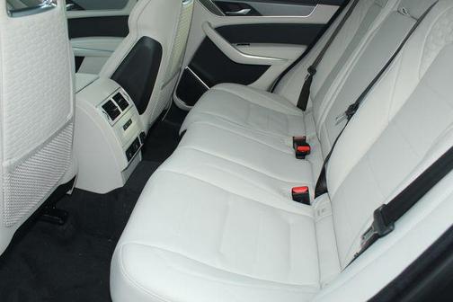 2026 Jaguar F-PACE SVR P550 AWD Automatic