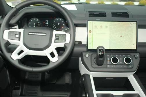 2026 Land Rover Defender P400 X-Dynamic SE