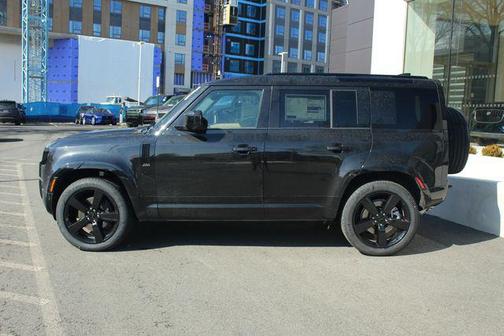 2026 Land Rover Defender P400 X-Dynamic SE