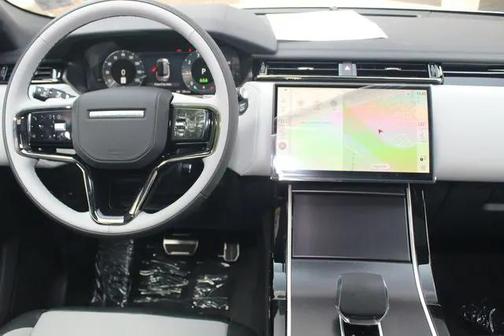 2026 Land Rover Range Rover Velar P250 SE R-Dynamic