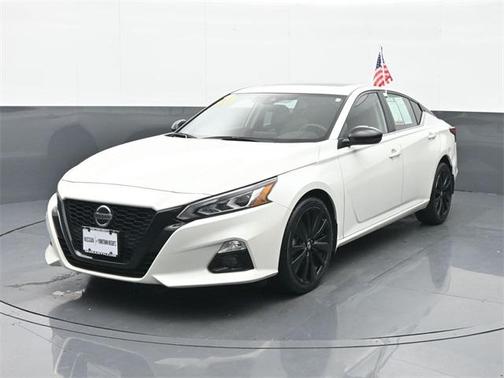 2022 Nissan Altima SR Intelligent AWD