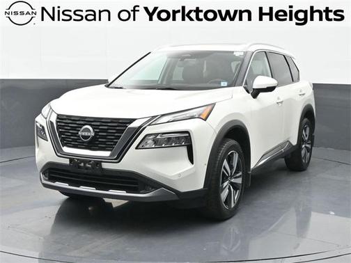 2022 Nissan Rogue SL