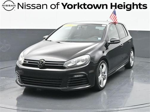 2012 Volkswagen Golf R 4-Door w/DCC & Navigation