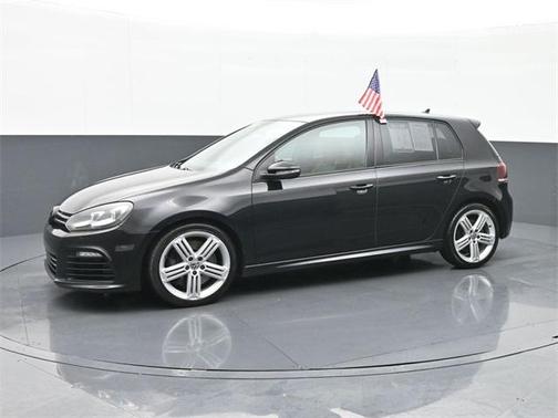 2012 Volkswagen Golf R 4-Door w/DCC & Navigation
