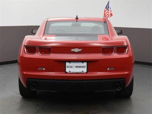 Photo 5 of 60 of 2010 Chevrolet Camaro 1LT