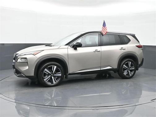 2022 Nissan Rogue SL