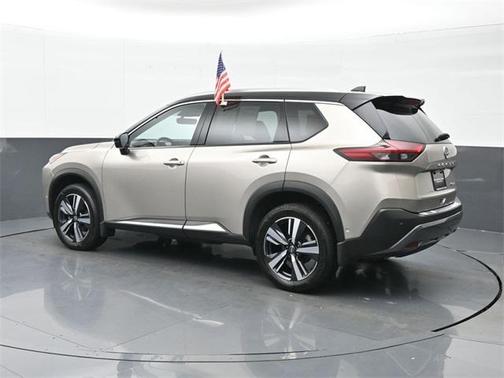 2022 Nissan Rogue SL