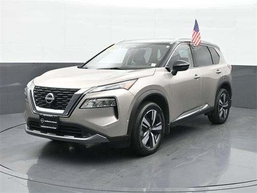 2022 Nissan Rogue SL
