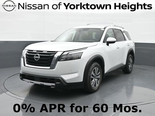 2025 Nissan Pathfinder SL 4WD