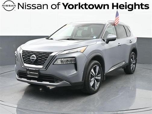 2022 Nissan Rogue SL