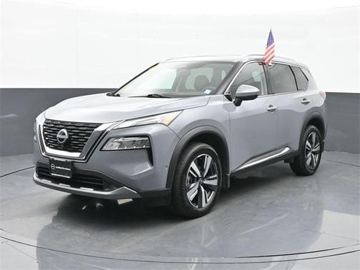 2022 Nissan Rogue SL
