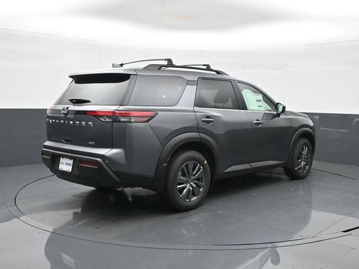 2025 Nissan Pathfinder SV 4WD