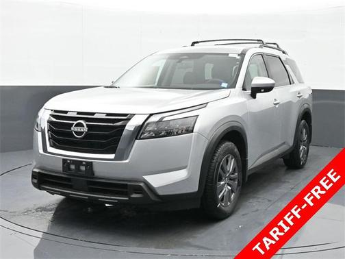 2025 Nissan Pathfinder SV 4WD