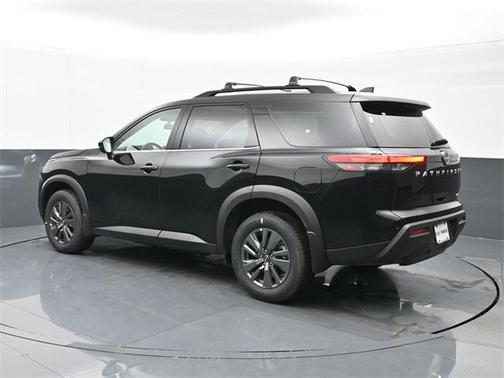 2025 Nissan Pathfinder SV 4WD