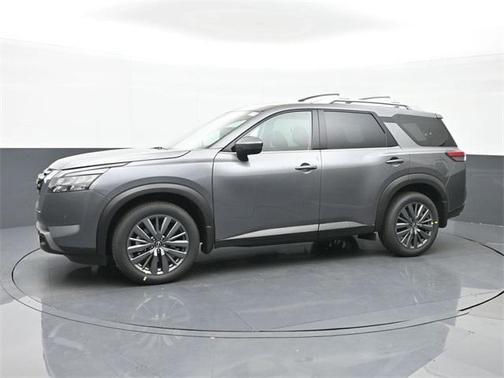 2025 Nissan Pathfinder SL 4WD
