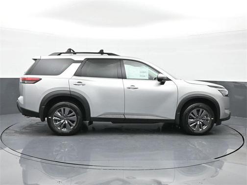 2025 Nissan Pathfinder SV 4WD