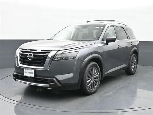 2025 Nissan Pathfinder SL 4WD