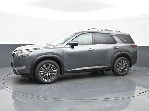 2025 Nissan Pathfinder SL 4WD
