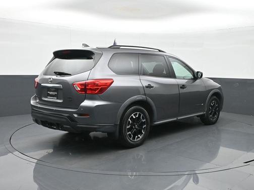2019 Nissan Pathfinder SV