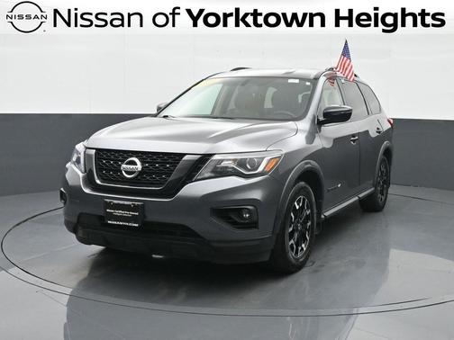 2019 Nissan Pathfinder SV