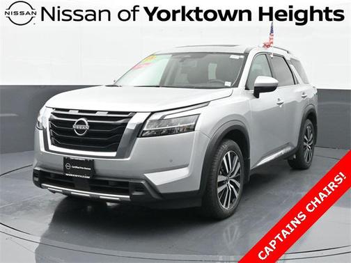 2023 Nissan Pathfinder Platinum 4WD