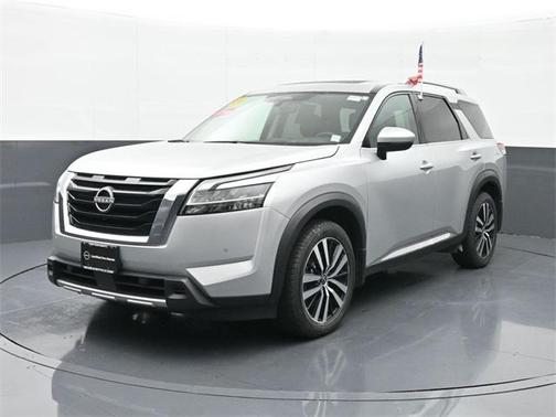 2023 Nissan Pathfinder Platinum 4WD