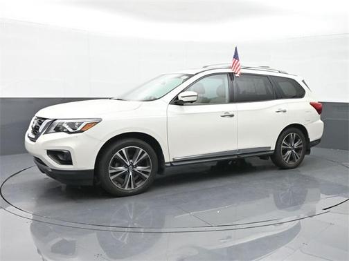 2019 Nissan Pathfinder Platinum