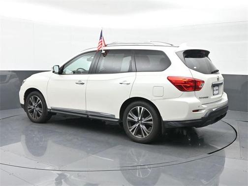2019 Nissan Pathfinder Platinum