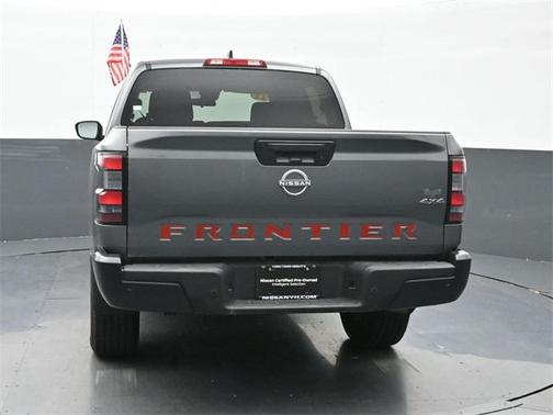 2023 Nissan Frontier S