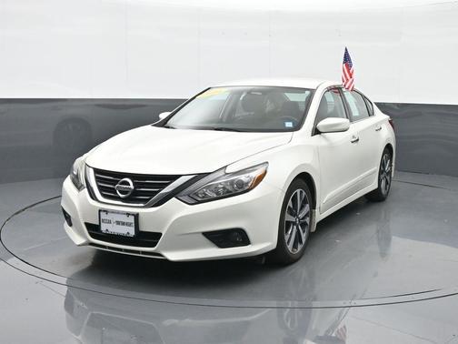 2016 Nissan Altima 2.5 SR