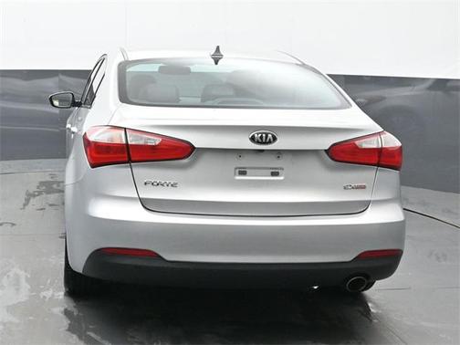 2016 Kia Forte EX