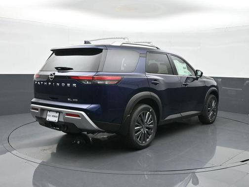 2025 Nissan Pathfinder SL 4WD