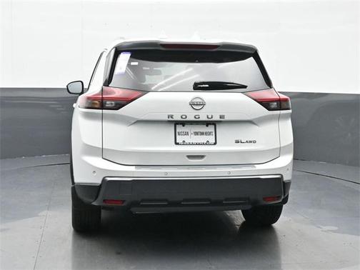 2025 Nissan Rogue SL