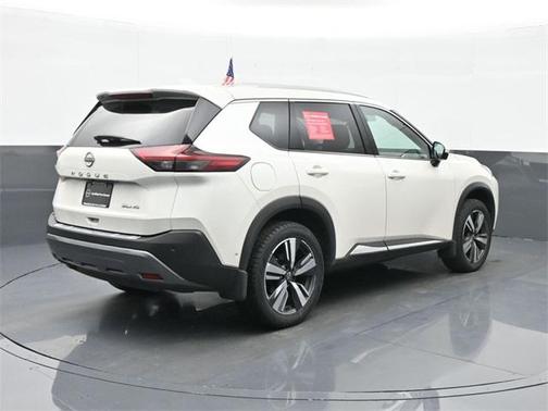 2022 Nissan Rogue SL