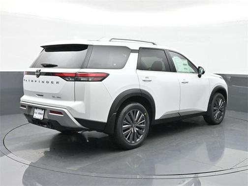 2025 Nissan Pathfinder SL 4WD