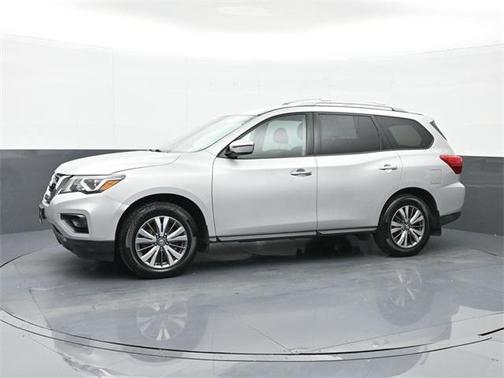 2019 Nissan Pathfinder S
