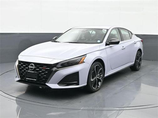 2025 Nissan Altima SR AWD