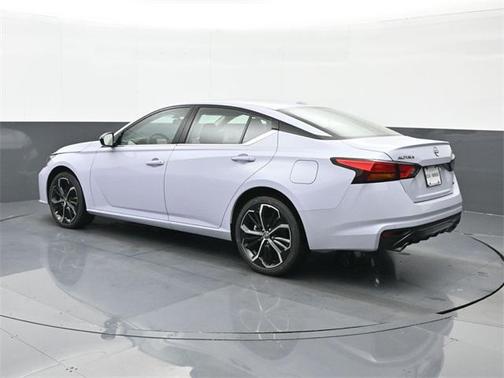 2025 Nissan Altima SR AWD