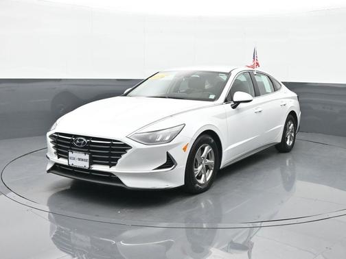 2022 Hyundai SONATA SE