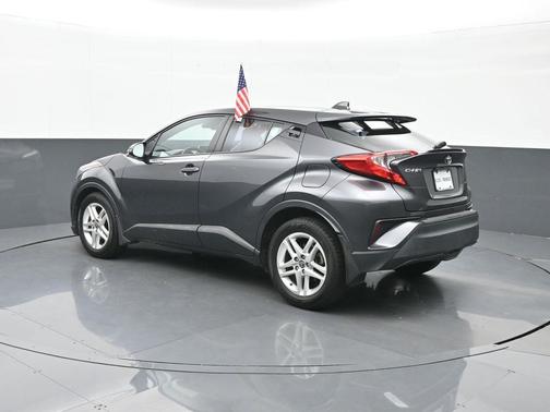 2021 Toyota C-HR LE