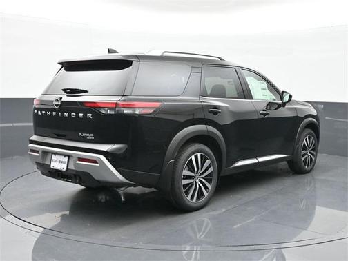 2025 Nissan Pathfinder Platinum 4WD