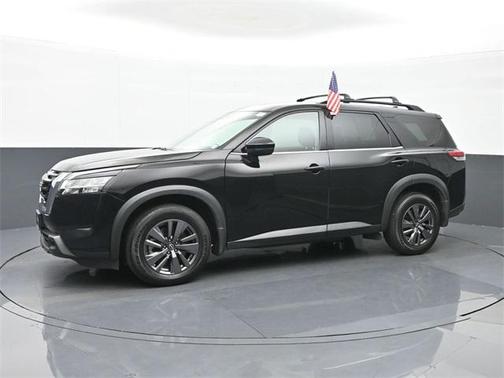 2022 Nissan Pathfinder SV 4WD