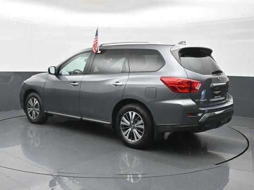 2020 Nissan Pathfinder SL 4WD