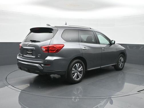 2020 Nissan Pathfinder SL 4WD