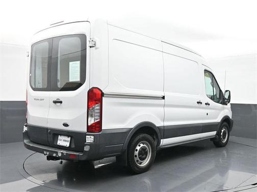 2017 Ford Transit-150 Base