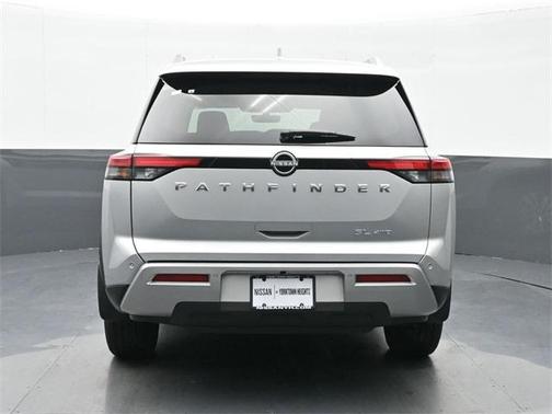2025 Nissan Pathfinder SL 4WD